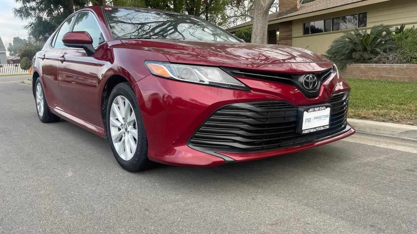 TOYOTA CAMRY 2019 4T1B11HK3KU755099 image