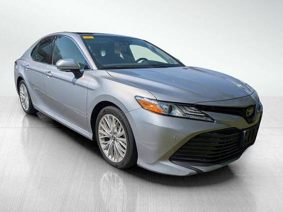 TOYOTA CAMRY 2019 4T1B11HK1KU834190 image