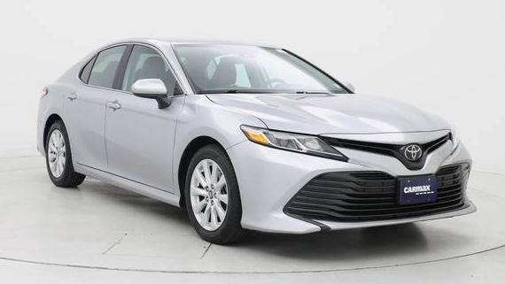 TOYOTA CAMRY 2019 4T1B11HK6KU682326 image