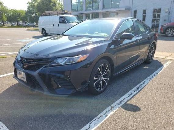 TOYOTA CAMRY 2019 4T1B11HK4KU838380 image