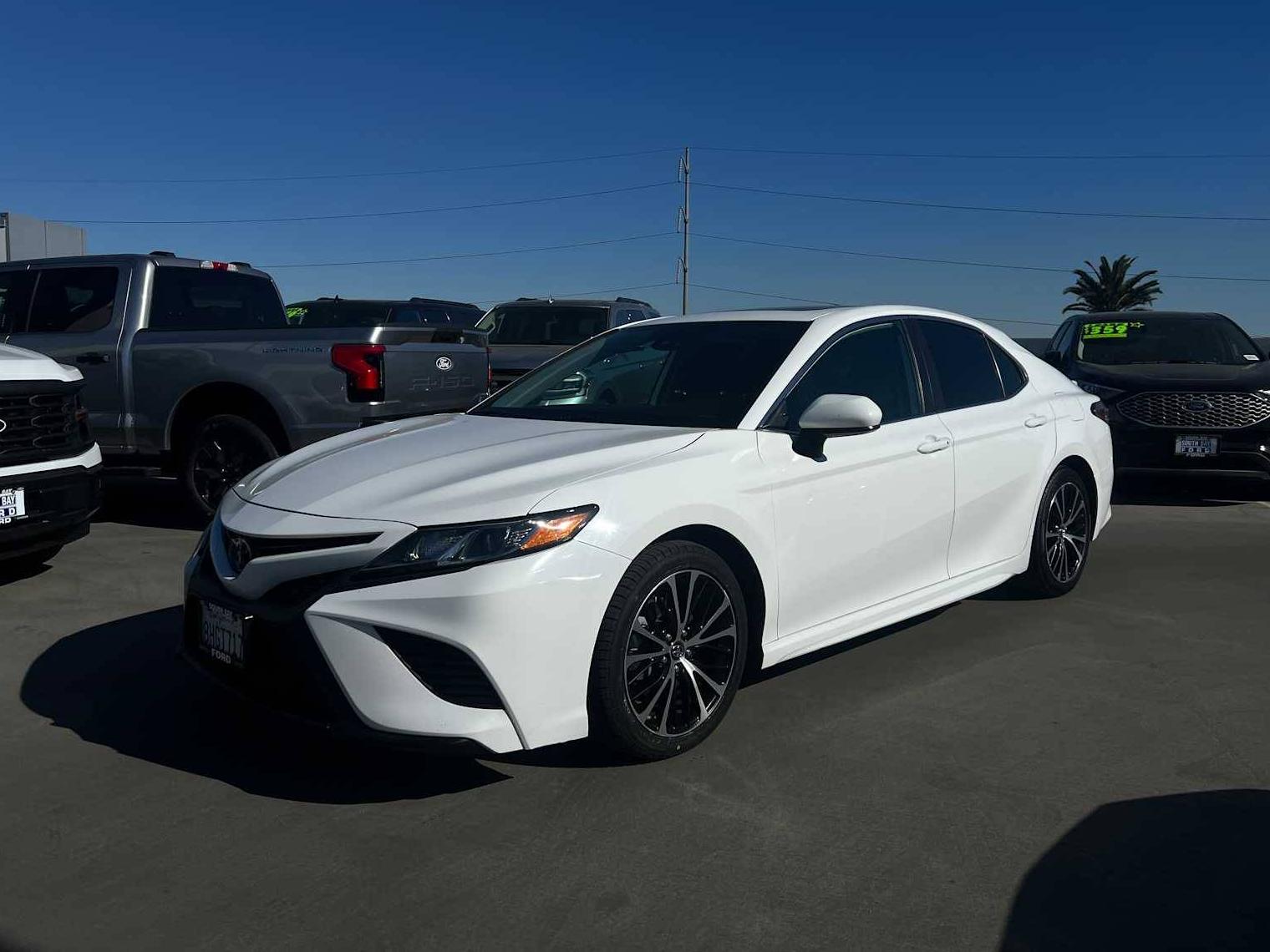 TOYOTA CAMRY 2019 4T1B11HK3KU171866 image