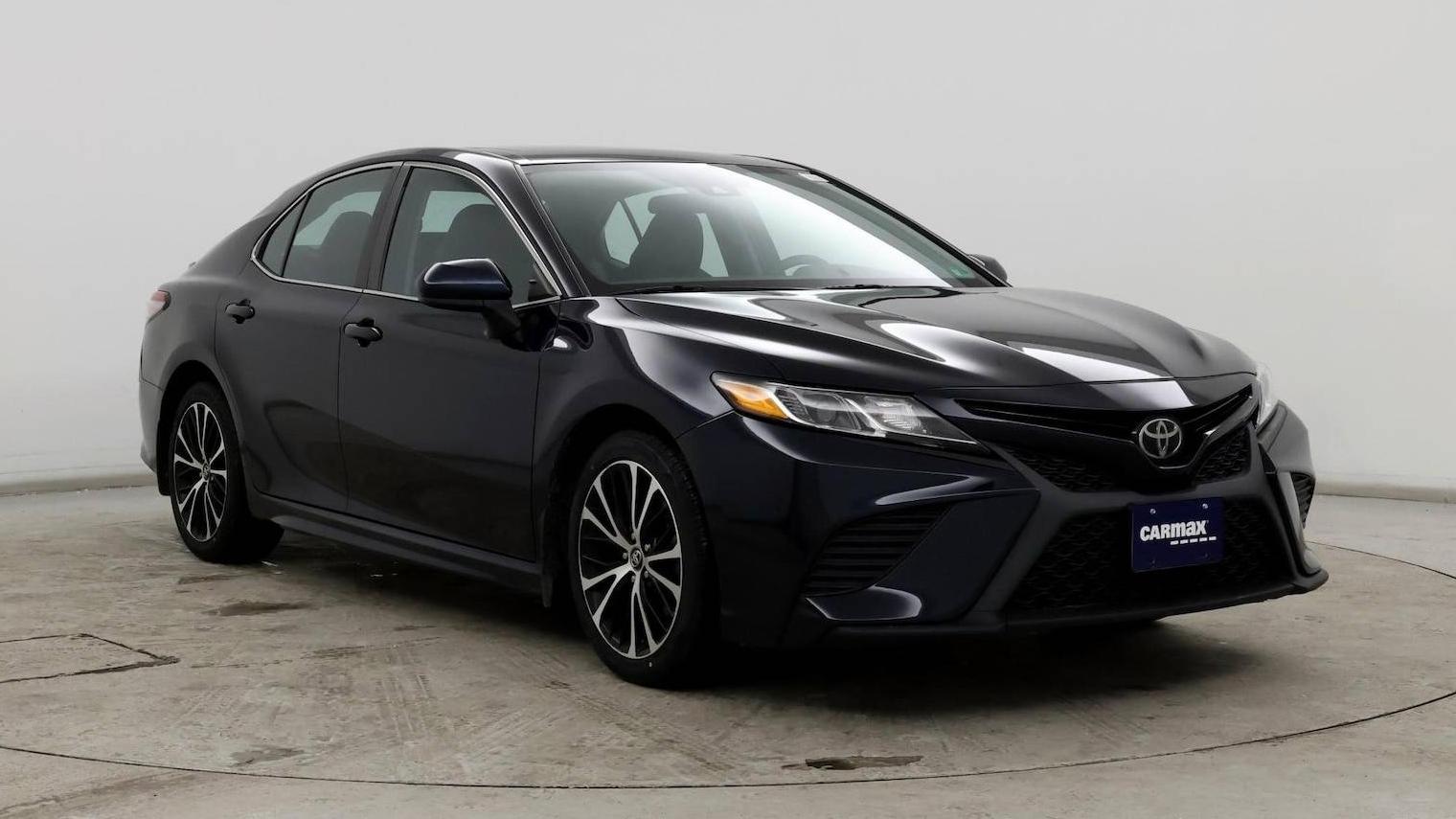 TOYOTA CAMRY 2019 4T1B11HK6KU271329 image