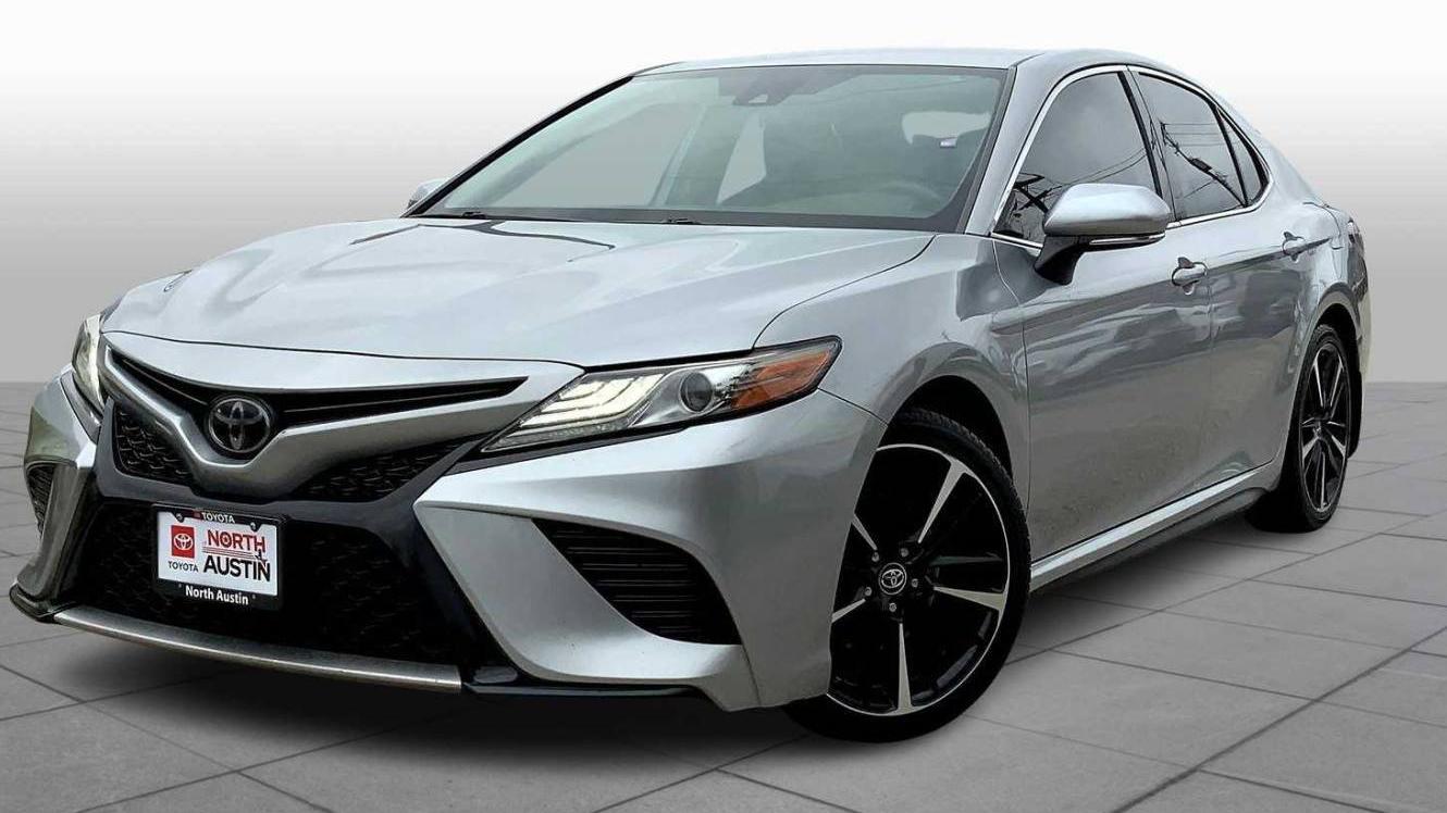 TOYOTA CAMRY 2019 4T1B61HK7KU818271 image