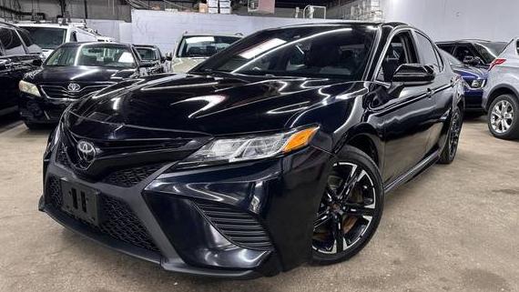 TOYOTA CAMRY 2019 4T1B11HK3KU837592 image
