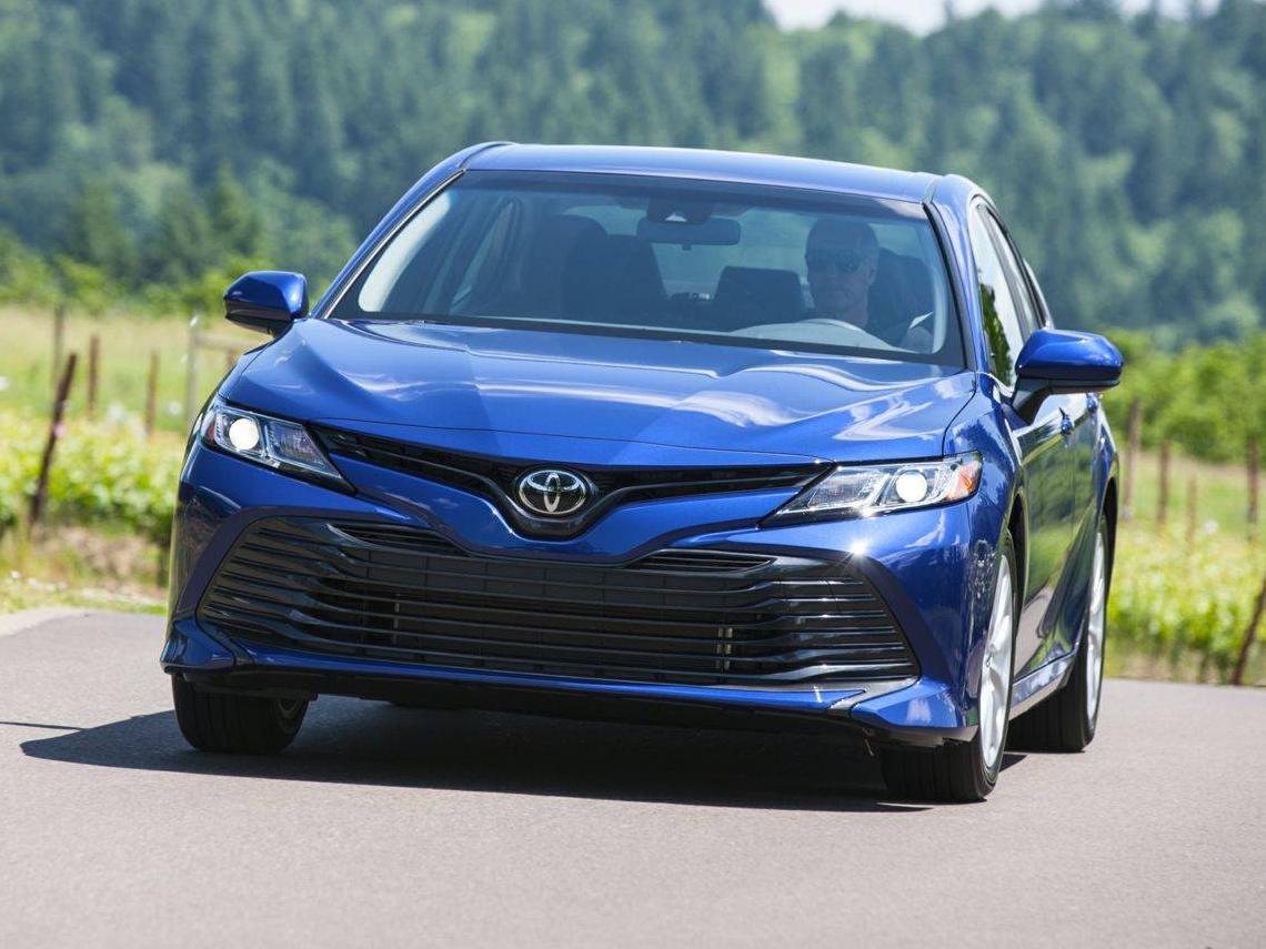 TOYOTA CAMRY 2019 4T1B11HK7KU169599 image