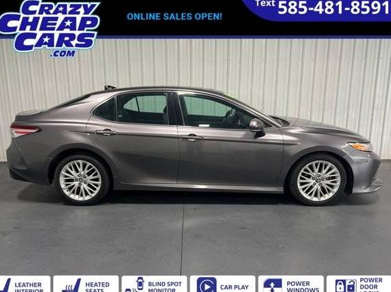 TOYOTA CAMRY 2019 4T1B11HK4KU704758 image