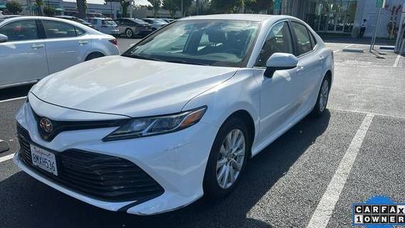 TOYOTA CAMRY 2019 4T1B11HK4KU854305 image