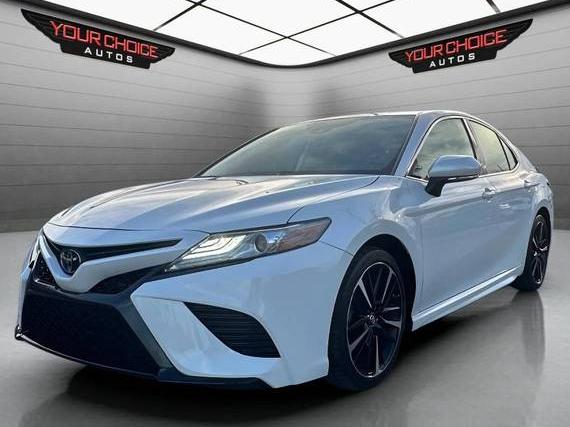TOYOTA CAMRY 2019 4T1B61HK3KU792834 image