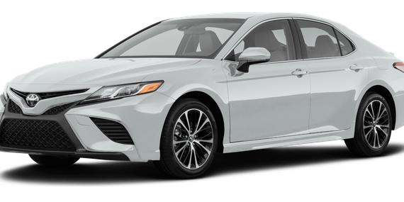 TOYOTA CAMRY 2018 4T1B61HK0JU150991 image