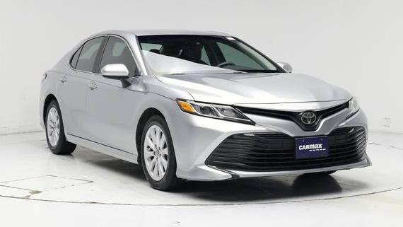 TOYOTA CAMRY 2018 4T1B11HK4JU627842 image TOYOTA CAMRY 2018 4T1B11HK4JU627842 image