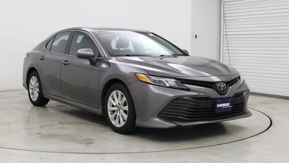 TOYOTA CAMRY 2018 4T1B11HKXJU622418 image