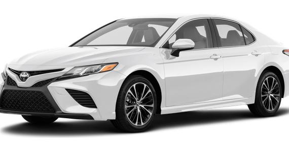 TOYOTA CAMRY 2018 4T1B11HK4JU502517 image
