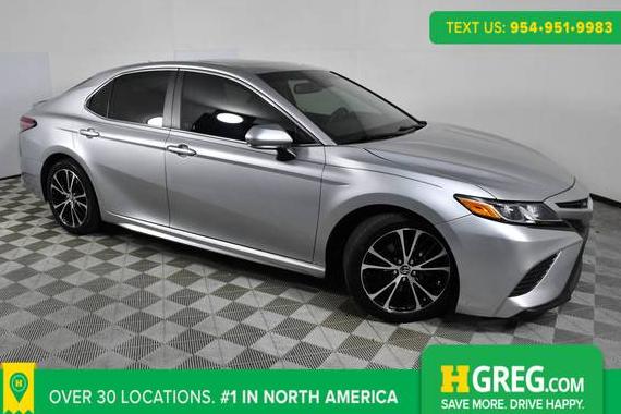 TOYOTA CAMRY 2018 4T1B11HK2JU534821 image