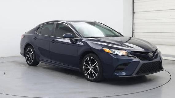 TOYOTA CAMRY 2018 4T1B11HK5JU676984 image