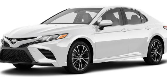 TOYOTA CAMRY 2018 4T1B11HK2JU072387 image