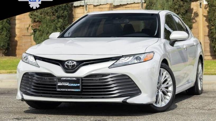 TOYOTA CAMRY 2018 4T1B11HK5JU045314 image