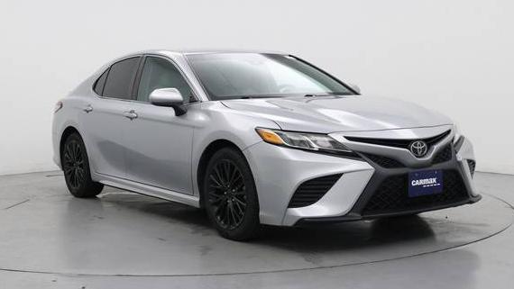 TOYOTA CAMRY 2018 4T1B11HK8JU127764 image