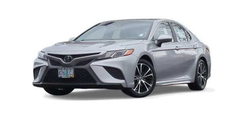 TOYOTA CAMRY 2018 4T1B11HK0JU130013 image