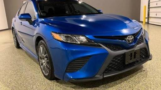 TOYOTA CAMRY 2018 4T1B11HK3JU137926 image