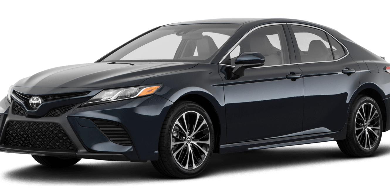 TOYOTA CAMRY 2018 4T1B11HK8JU052130 image