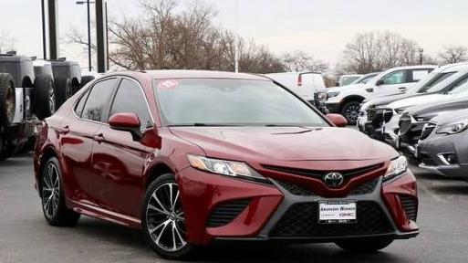 TOYOTA CAMRY 2018 4T1B11HK4JU525375 image