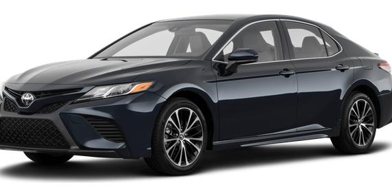 TOYOTA CAMRY 2018 4T1B61HK5JU147925 image