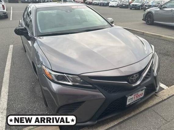 TOYOTA CAMRY 2018 4T1B11HK6JU640348 image