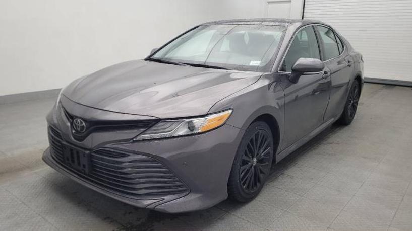 TOYOTA CAMRY 2018 4T1B11HK3JU106367 image