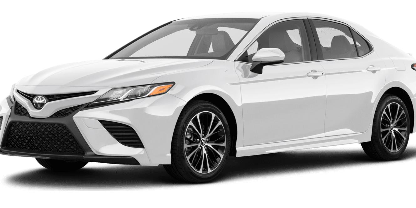 TOYOTA CAMRY 2018 4T1B11HK7JU677585 image