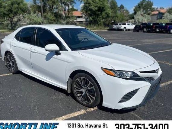 TOYOTA CAMRY 2018 4T1B11HK3JU115974 image