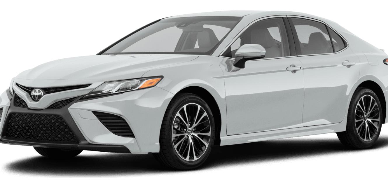 TOYOTA CAMRY 2018 4T1B61HK7JU135663 image