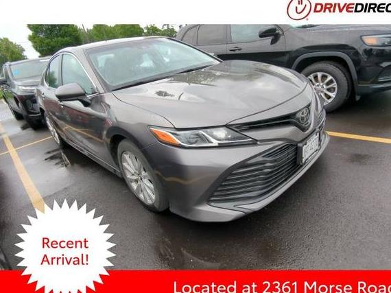 TOYOTA CAMRY 2018 4T1B11HK7JU622621 image