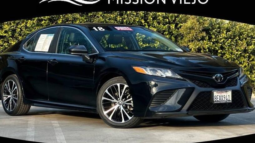 TOYOTA CAMRY 2018 4T1B11HK1JU627183 image