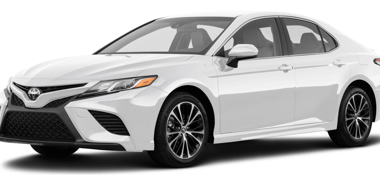 TOYOTA CAMRY 2018 4T1B11HK1JU111499 image