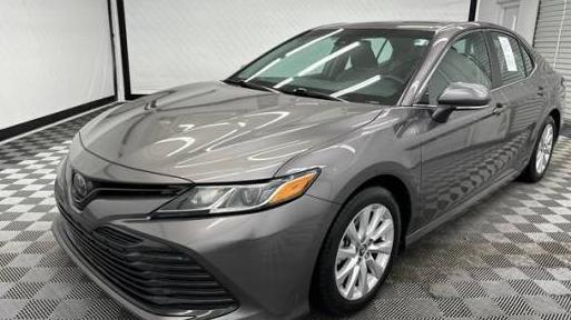 TOYOTA CAMRY 2018 4T1B11HK1JU022922 image