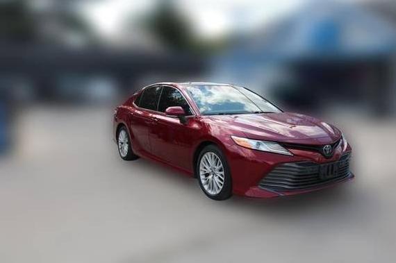 TOYOTA CAMRY 2018 4T1B11HK9JU646807 image