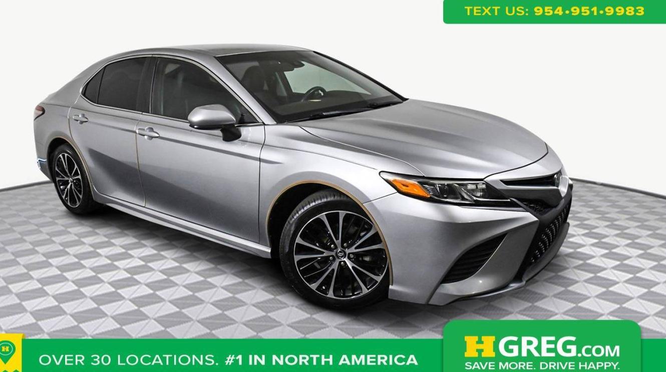 TOYOTA CAMRY 2018 4T1B11HK2JU652268 image