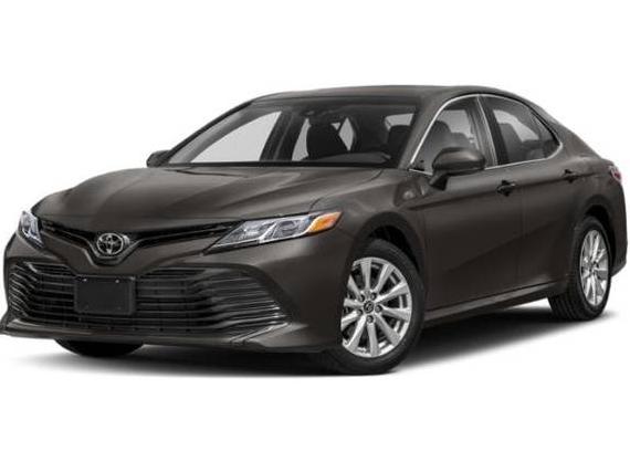 TOYOTA CAMRY 2018 4T1B11HK2JU590628 image