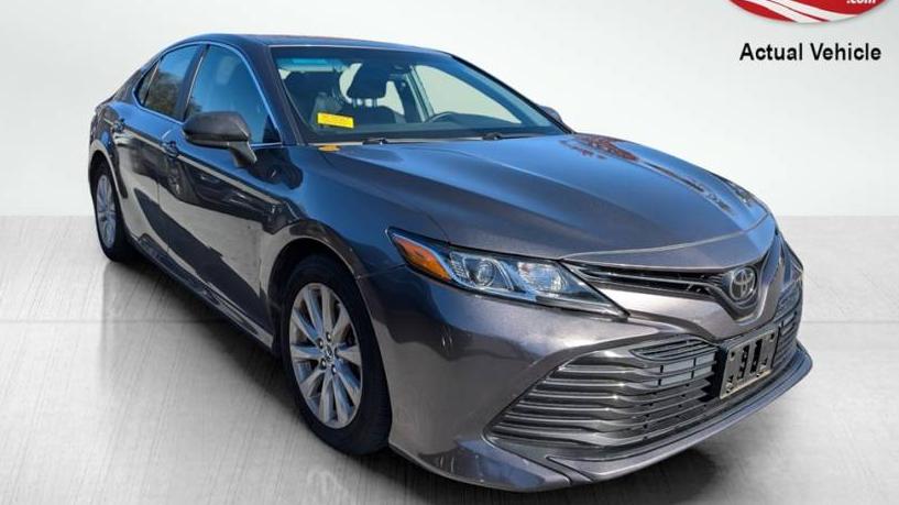 TOYOTA CAMRY 2018 4T1B11HK6JU637353 image