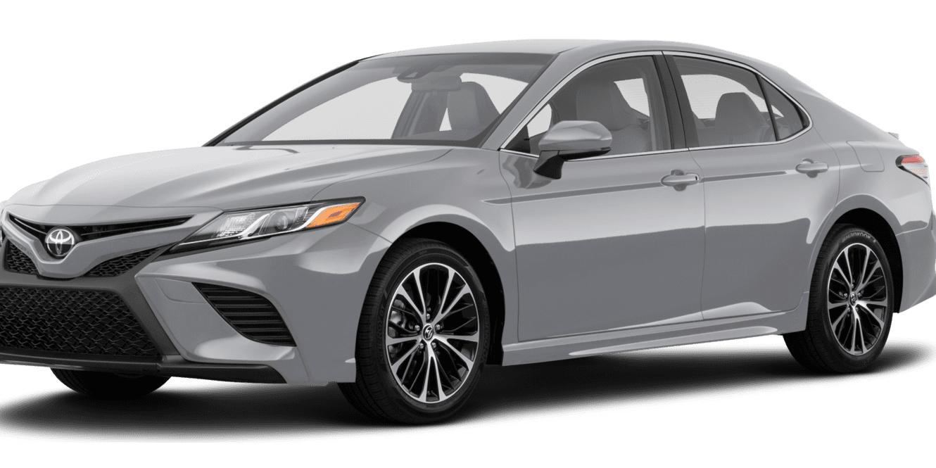 TOYOTA CAMRY 2018 4T1B61HK0JU030298 image