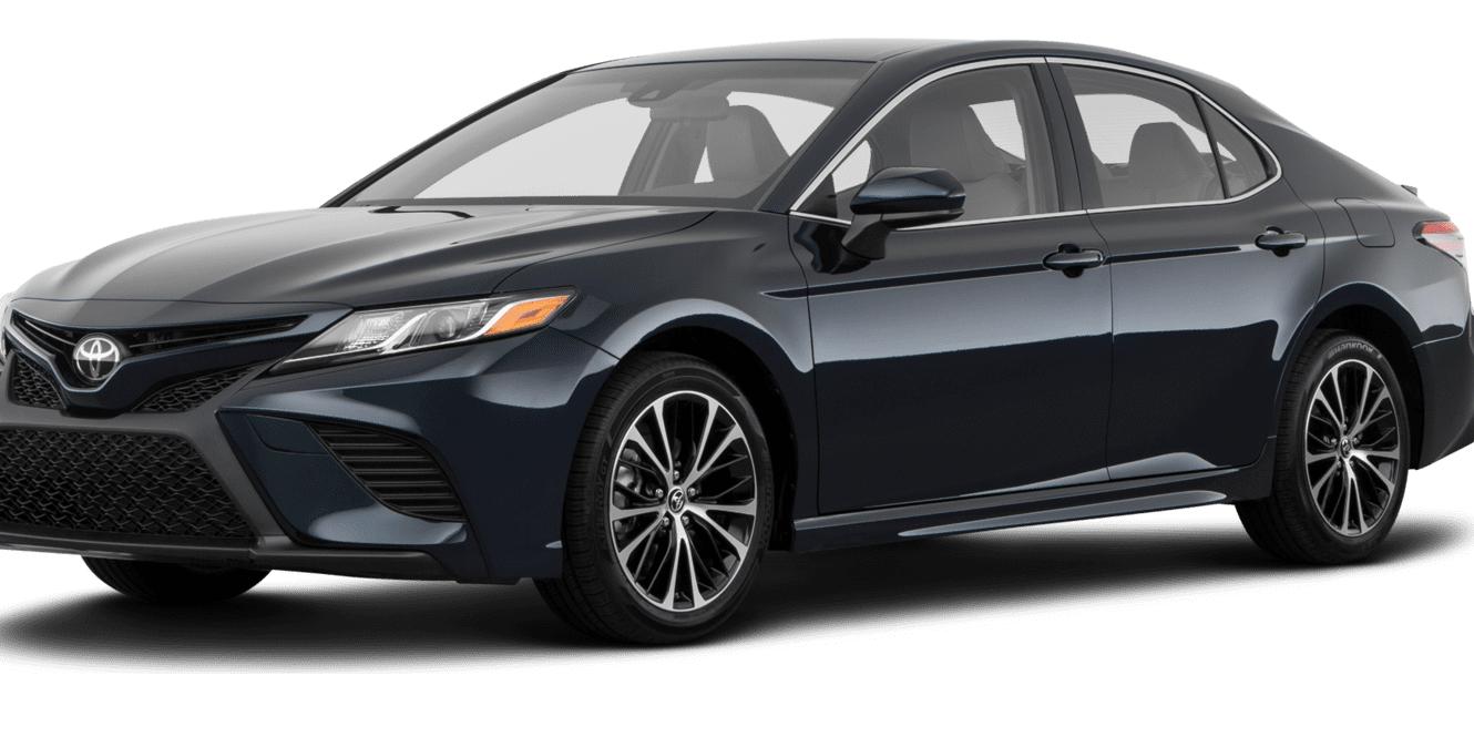 TOYOTA CAMRY 2018 4T1B11HKXJU663325 image