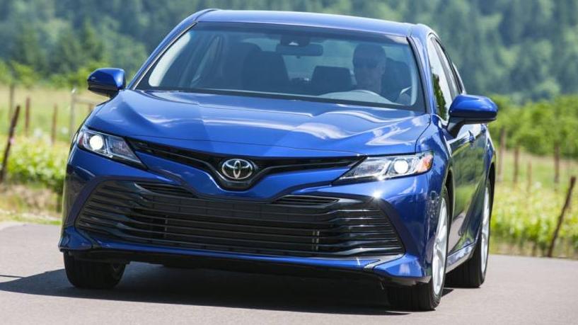 TOYOTA CAMRY 2018 4T1B11HK1JU003674 image