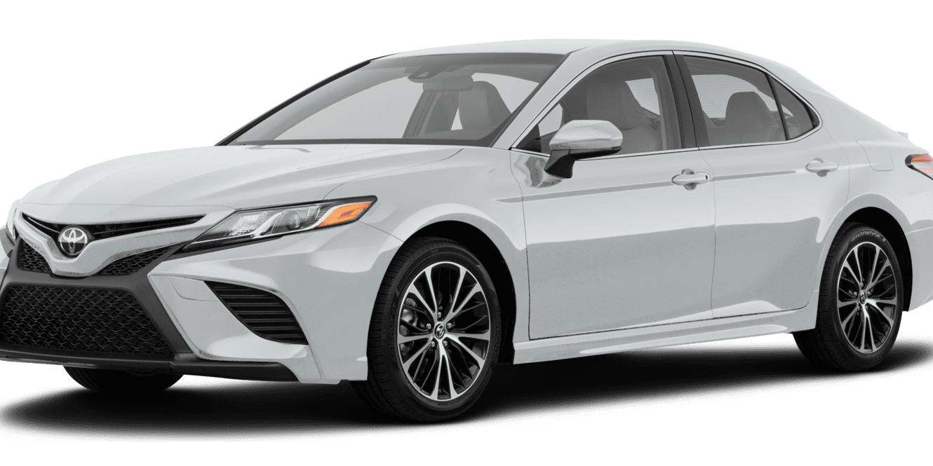 TOYOTA CAMRY 2018 4T1B61HKXJU123152 image