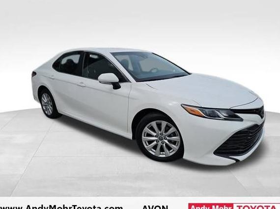 TOYOTA CAMRY 2018 JTNB11HK4J3042314 image