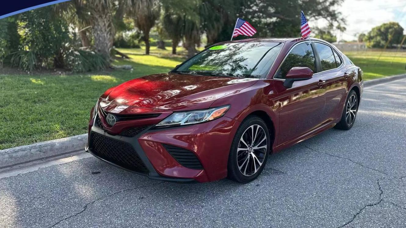 TOYOTA CAMRY 2018 4T1B11HK9JU506577 image