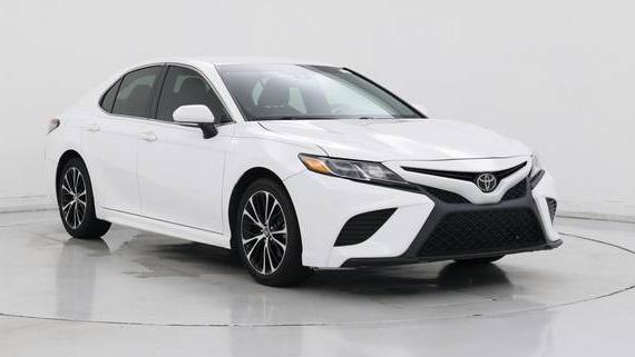 TOYOTA CAMRY 2018 4T1B11HK7JU538461 image