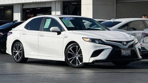 TOYOTA CAMRY 2018 4T1B21HK1JU504139 image