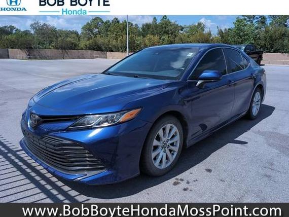 TOYOTA CAMRY 2018 4T1B11HK7JU586591 image