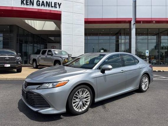 TOYOTA CAMRY 2018 4T1B11HK6JU051025 image