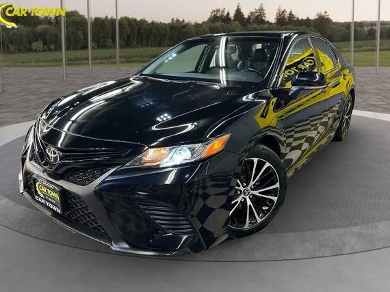 TOYOTA CAMRY 2018 JTNB11HK5J3001156 image